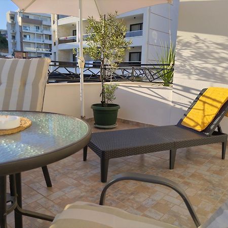 Apartments Lungo Mare 울친 외부 사진