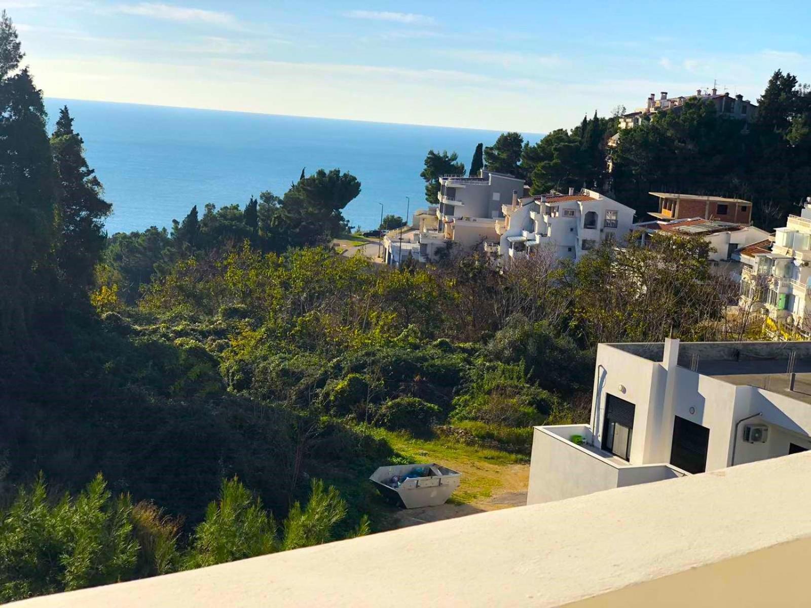 Apartments Lungo Mare 울친 외부 사진