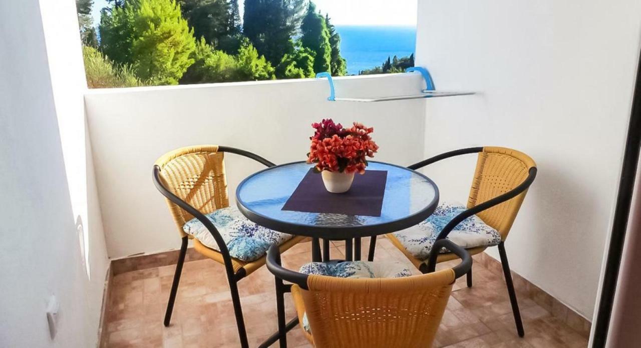 Apartments Lungo Mare Ulcinj 울친 외부 사진